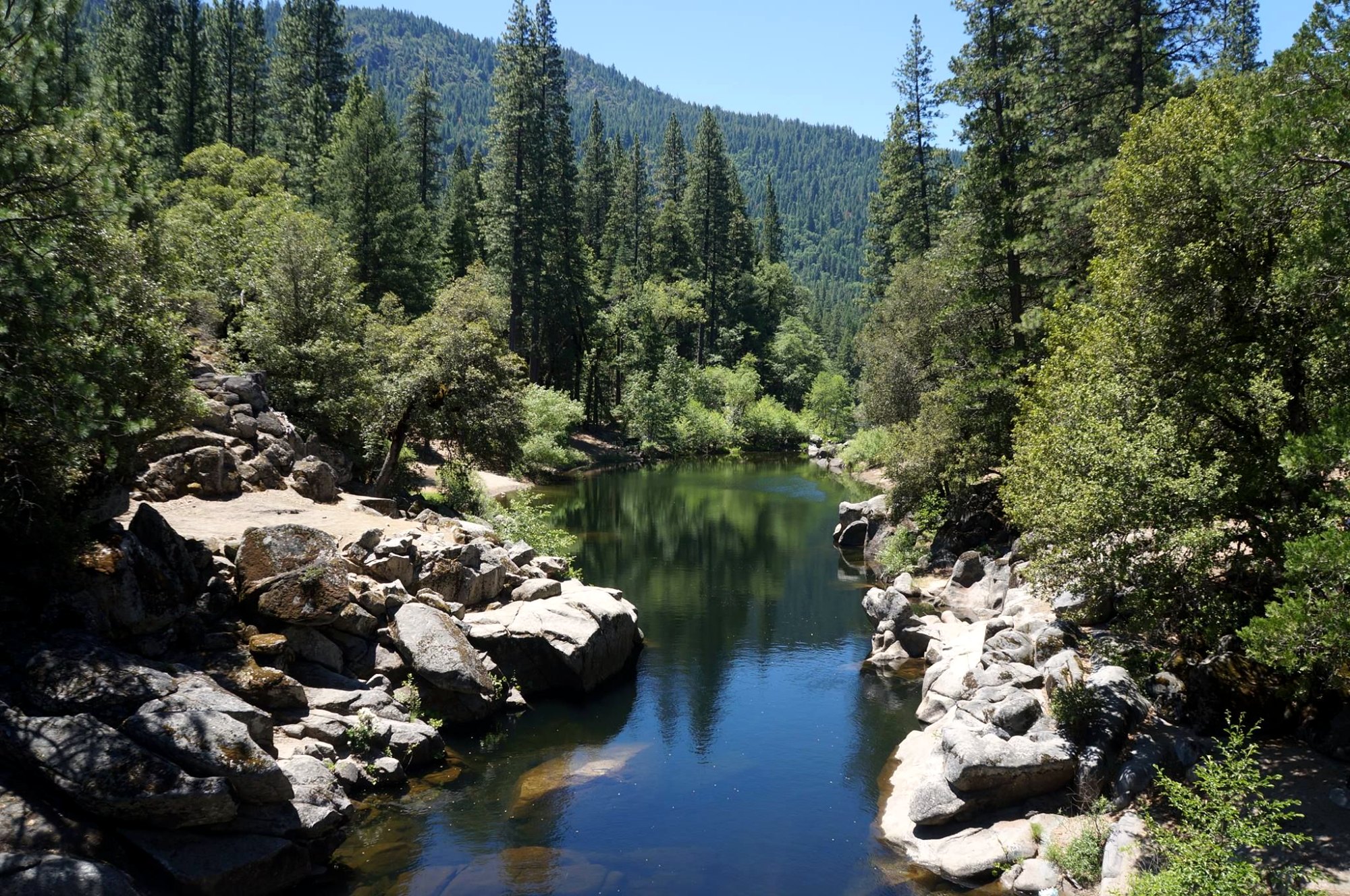 Waterfront lakes and rivers